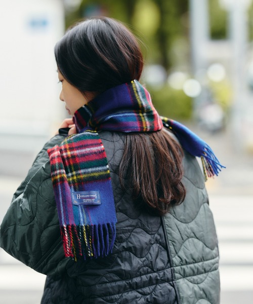 HIGHLAND TWEEDS(ハイランドツィード)の「HIGHLAND TWEEDS / チェック ストール 小(マフラー・レディース・ライトグレー/ブルー/グレー/ベージュ/レッド/ネイビー/イエロー/ライトブルー・ONE SIZE)」の6枚目の写真