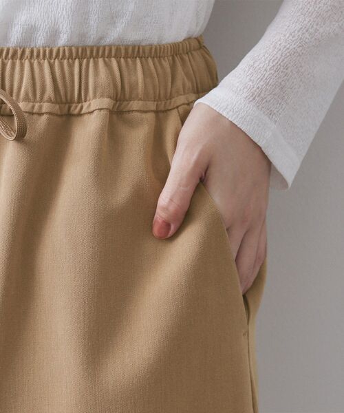 OPAQUE.CLIP（オペークドットクリップ）の「裏起毛イージーナロースカート／ネオサーモ【蓄熱素材／洗濯機洗い可（スカート・レディース・キャメル/チャコールグレー/ブラック・36/38/40/42）」の20枚目の写真