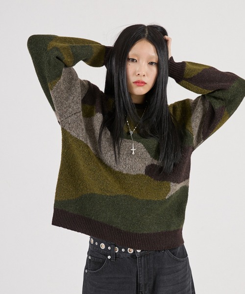 FTW(エフティダブリュー)の「【UNISEX】ASSORT CREW-NECK KNIT(ニット/セーター・メンズ・ブラック/ライトブルー/カーキ/グレー・MEDIUM/SMALL/LARGE)」の4枚目の写真