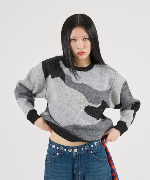 FTW(エフティダブリュー)の「【UNISEX】ASSORT CREW-NECK KNIT(ニット/セーター・メンズ・ブラック/ライトブルー/カーキ/グレー・MEDIUM/SMALL/LARGE)」の2枚目の写真