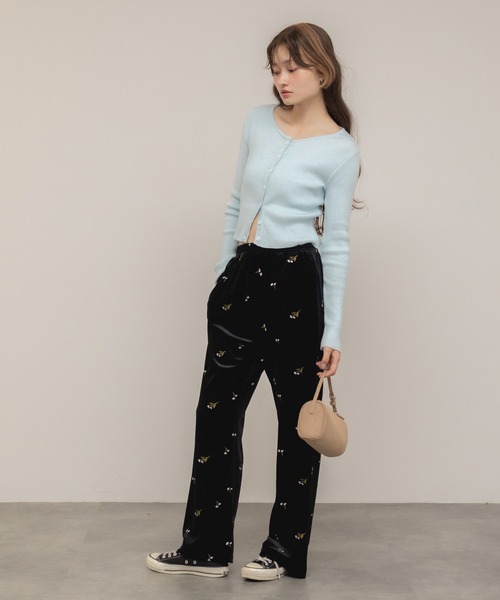 セール】ベロア刺繍パンツ / ベロア 花柄 刺繍 フレアパンツ イージー