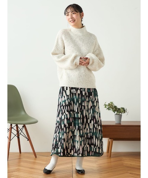HARUYAMA（ハルヤマ）の「【WEB限定】ラメフレンチネックプルオーバーFURRY（ニット/セーター・レディース・チャコールグレー/グレー/オフホワイト/イエロー・F）」の14枚目の写真