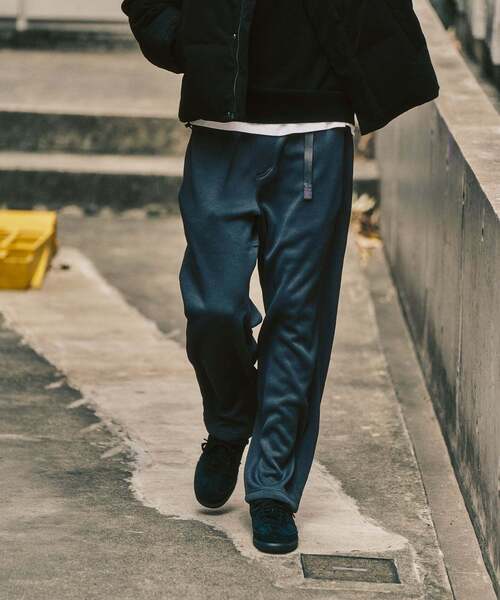 Gramicci(グラミチ)の「GRAMICCI / グラミチ 417別注 ボンディング フリースパンツ(スウェットパンツ・メンズ・ブラック/チャコールグレー/ベージュ・SMALL/MEDIUM/LARGE/X-LARGE)」の12枚目の写真