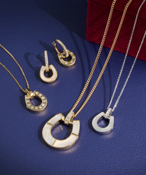 LANVIN en Bleu(ランバンオンブルー)の「馬蹄モチーフ ピアス(ピアス(両耳用)・レディース・ゴールド/シルバー・ONE SIZE)」の5枚目の写真