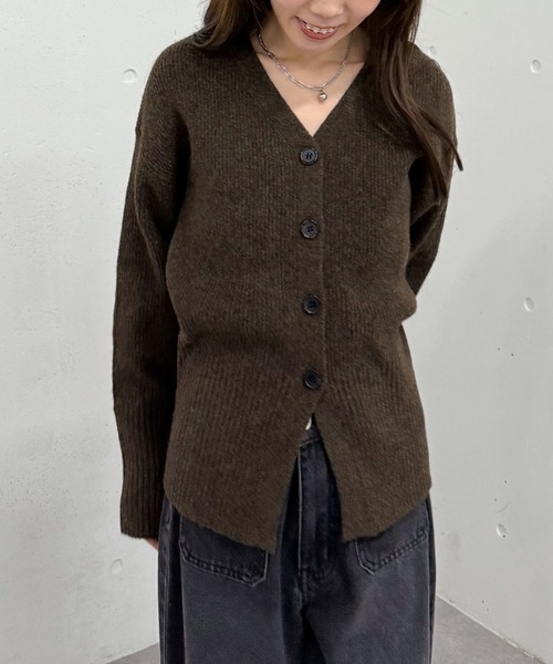 archives（アルシーヴ）の「Ｖネックメランジニットカーディガン（カーディガン/ボレロ・レディース・グレー/ベージュ/ブラウン・MEDIUM）」の18枚目の写真