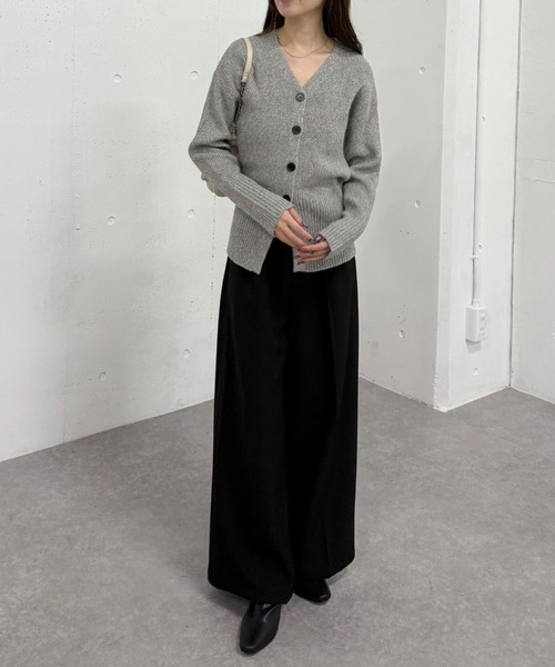 archives（アルシーヴ）の「Ｖネックメランジニットカーディガン（カーディガン/ボレロ・レディース・グレー/ベージュ/ブラウン・MEDIUM）」の14枚目の写真