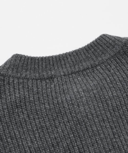 FRIZMWORKS(フリズムワークス)の「HEAVY WOOL ROUND CARDIGAN _ DARK GRAY(カーディガン/ボレロ・メンズ・その他・X-LARGE/SMALL/MEDIUM/LARGE)」の6枚目の写真