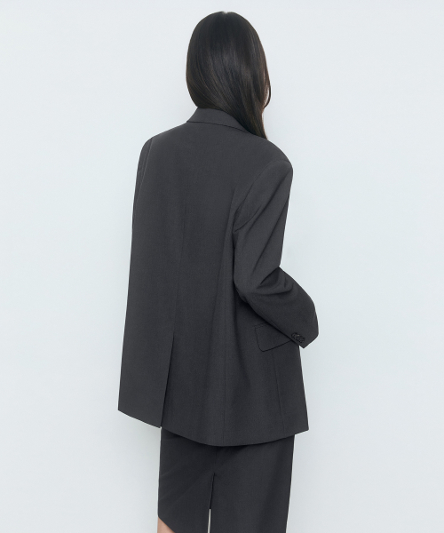 MUSINSA STANDARD WOMAN（ムシンサスタンダードウーマン）の「女性用オーバーサイズショルダーオーバーサイズブレザー[グレー]（テーラードジャケット・レディース・その他・SMALL/MEDIUM/LARGE/X-SMALL）」の19枚目の写真