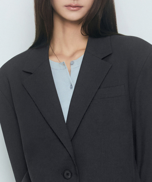 MUSINSA STANDARD WOMAN（ムシンサスタンダードウーマン）の「女性用オーバーサイズショルダーオーバーサイズブレザー[グレー]（テーラードジャケット・レディース・その他・SMALL/MEDIUM/LARGE/X-SMALL）」の18枚目の写真