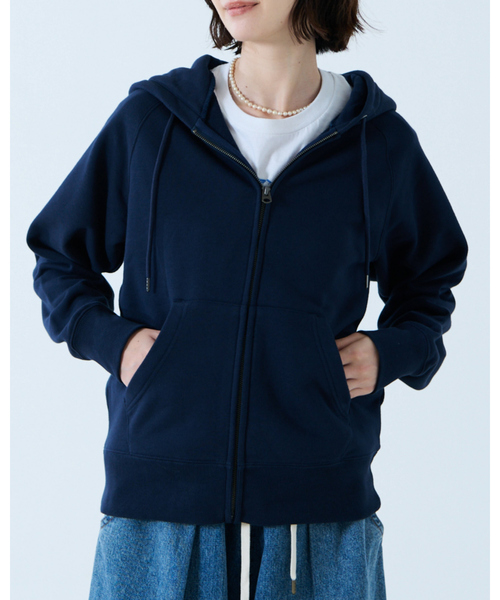 FRUIT OF THE LOOM(フルーツオブザルーム)の「【FRUIT OF THE LOOM/フルーツ オブ ザ ルーム】BASIC SWEAT ZIP HOODIE/パーカー/お出かけ/リラックス【WEB限定】(パーカー・レディース・アイボリー/グレー/ネイビー/ブラック・フリー)」の1枚目の写真