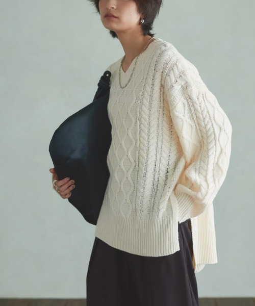 RASW(ラス)の「ケーブルルーズニット(ニット/セーター・レディース・アイボリー/ブラック・M/S/L)」の4枚目の写真