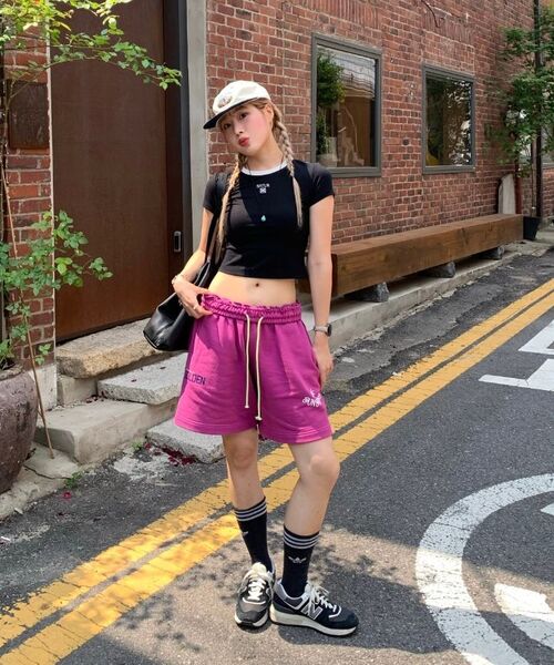 GOLDEN SNSHINE(ゴールデン サンシャイン)の「Sunshine sweat shorts_Purple(その他パンツ・レディース・その他・MEDIUM/LARGE)」の2枚目の写真