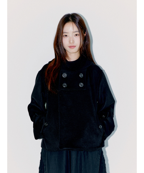OAFISH(オアフィッシュ)の「QUAD BUTTON SHORT COAT, BLACK(チェスターコート・レディース・その他・FREE)」の1枚目の写真