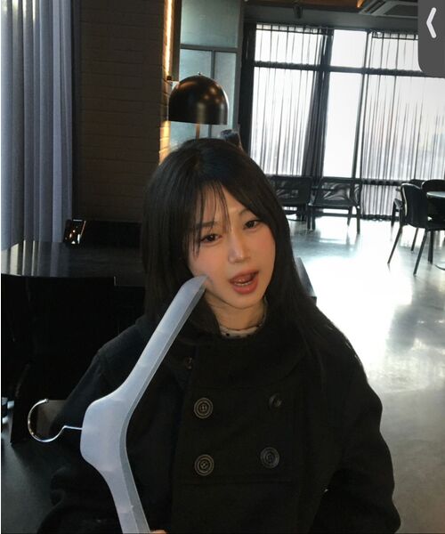 OAFISH(オアフィッシュ)の「QUAD BUTTON SHORT COAT, BLACK(チェスターコート・レディース・その他・FREE)」の6枚目の写真