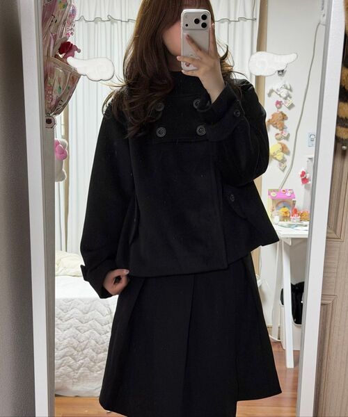OAFISH(オアフィッシュ)の「QUAD BUTTON SHORT COAT, BLACK(チェスターコート・レディース・その他・FREE)」の9枚目の写真