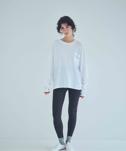 SEA(シー)の「GRAPHIC L/S ポケットTEE (Hibiscus Seavalley)(Tシャツ/カットソー・レディース・ホワイト/ブルー/チャコールグレー・2/1/0)」の1枚目の写真