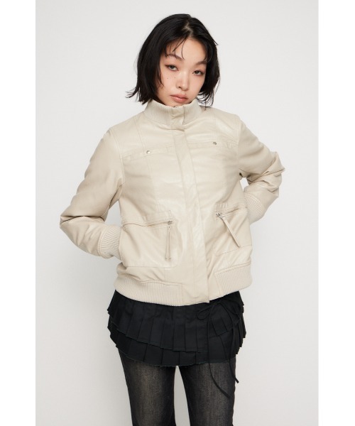 LAGUA GEM（ラグアジェム）の「COMPACT FAUX LEATHER ブルゾン（ブルゾン・レディース・アイボリー/ブラック・FREE）」の8枚目の写真