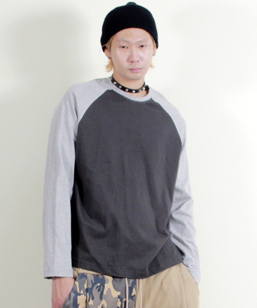 DEMARC(ドゥマーク)の「ラグラン配色無地長袖Tシャツ グレー&チャコール(Tシャツ/カットソー・メンズ・その他・MEDIUM/LARGE)」の4枚目の写真