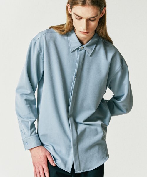 S SY(エスエスワイ)の「バーティカルティップベーシックシャツリラックスフィットスカイブルー(シャツ/ブラウス・メンズ・その他・LARGE/MEDIUM/SMALL)」の4枚目の写真