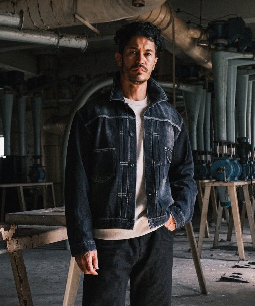 VDR（ブイディアール）の「302 Denim Jacket [Faded Black]（デニムジャケット・メンズ・その他・MEDIUM）」の2枚目の写真