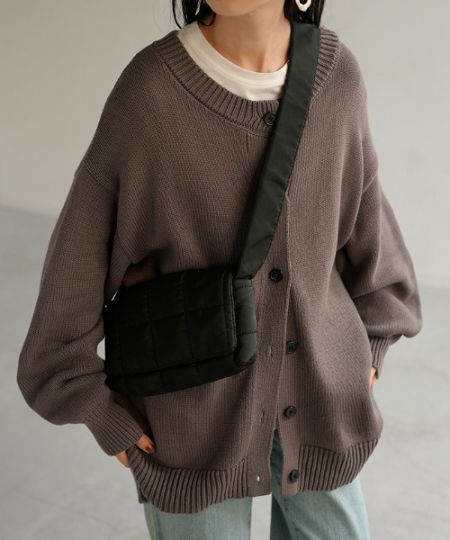 HUG.U(ハグユー)の「綿100% ざっくりニットカーディガン(カーディガン/ボレロ・レディース・ベージュ/グレー/ブラック/チョコ/ライトブルー/レッド・FREE)」の19枚目の写真