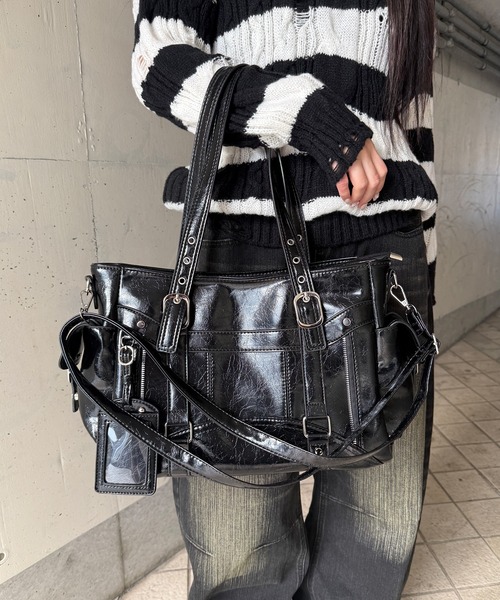 Figments(フィグメンツ)の「チャームツキY2Kバッグ(トートバッグ・レディース・ブラック・FREE)」の2枚目の写真