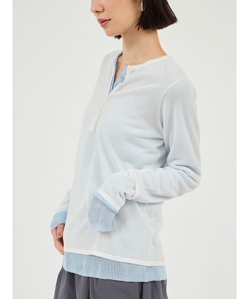 emmi（エミ）の「【セットアイテム】eco ヘンリーネックレイヤードニットトップス（ニット/セーター・レディース・ベージュ/ホワイト/グレー・F）」の6枚目の写真