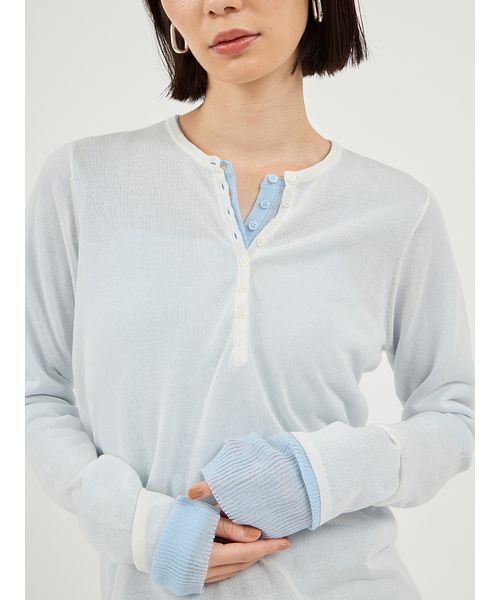 emmi（エミ）の「【セットアイテム】eco ヘンリーネックレイヤードニットトップス（ニット/セーター・レディース・ベージュ/ホワイト/グレー・F）」の8枚目の写真