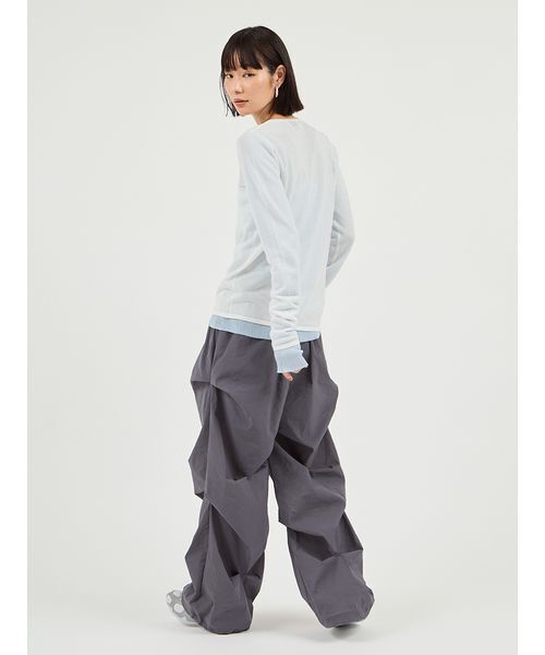 emmi（エミ）の「【セットアイテム】eco ヘンリーネックレイヤードニットトップス（ニット/セーター・レディース・ベージュ/ホワイト/グレー・F）」の16枚目の写真