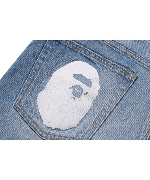 A BATHING APE（アベイシングエイプ）の「APE HEAD DENIM PANTS（デニムパンツ・メンズ・ライトインディゴブルー・MEDIUM/XX-LARGE/X-LARGE/SMALL/LARGE）」の5枚目の写真