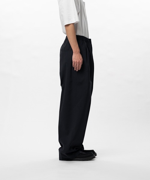 In・stru(men-tal).(インストルメンタル)の「W/R Taffeta Easy Pants(スラックス・メンズ・ブラック・48/46/44)」の5枚目の写真