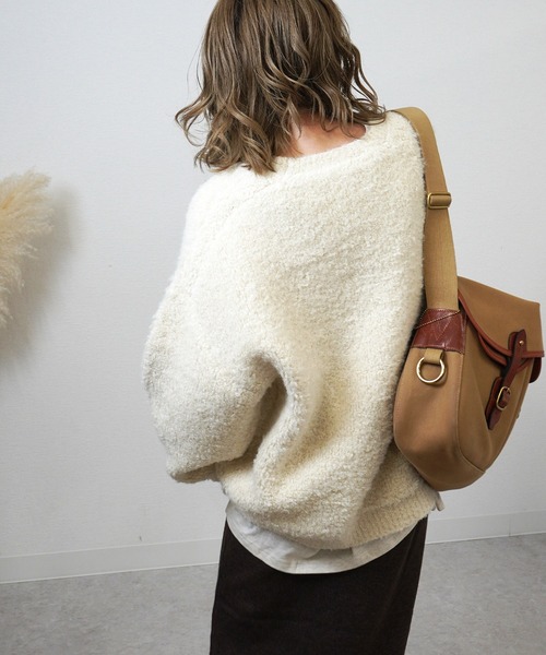 gossara(ゴサラ)の「ブークレーチュニックPO(ニット/セーター・レディース・グレー/ブラック/アイボリー・FREE)」の6枚目の写真