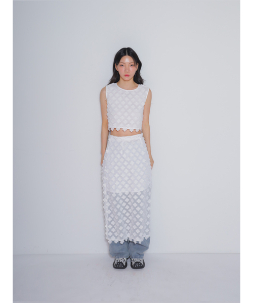 BOMNAL BOUTIQUE（ボムナルブティック）の「クロエブラウス _ ホワイト（シャツ/ブラウス・レディース・その他・SMALL/MEDIUM）」の2枚目の写真