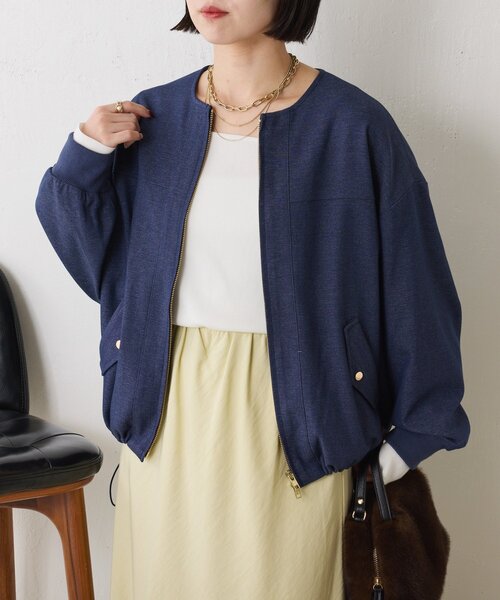Jena espace merveilleux(ジェナ エスパスメルヴェイユ)の「【スッキリ見え】裾ドロストブルゾン(ノーカラージャケット・レディース・ブルー/アイボリー/ベージュ・FREE)」の10枚目の写真