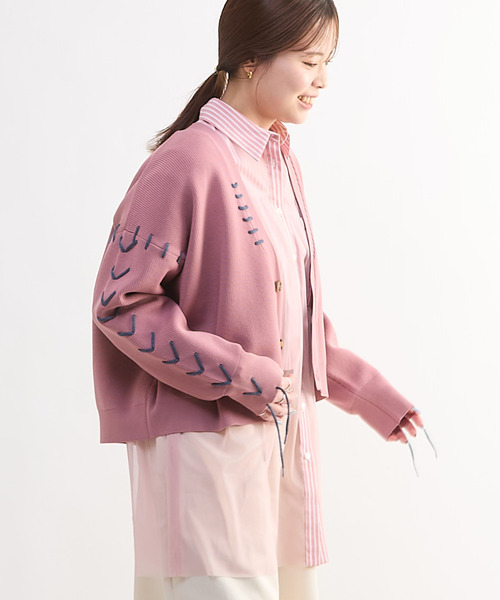 CONVERSE TOKYO（コンバーストウキョウ）の「BLANKET STITCH KNIT SHORT CARDIGAN（カーディガン/ボレロ・レディース・ピンク/ブルー/ブラック・FREE）」の7枚目の写真