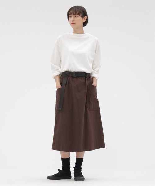 MHL.（エムエイチエル）の「SMOOTH COTTON JERSEY TOP（Tシャツ/カットソー・レディース・ホワイト/グレー系その他3/ブラック・2）」の4枚目の写真