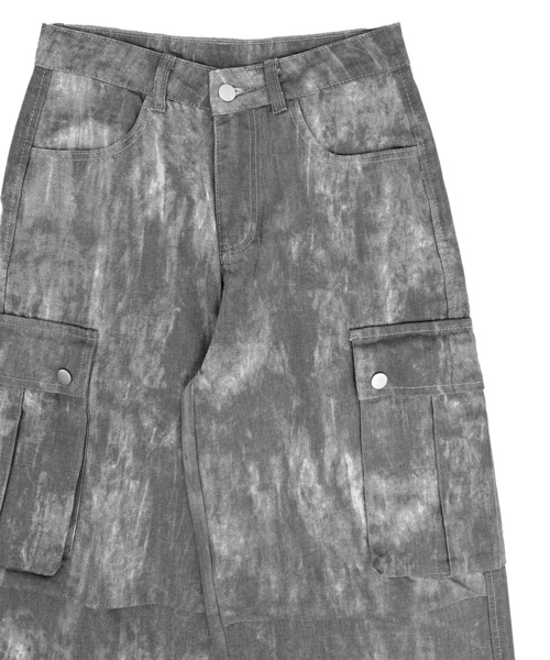 FOLLOWIN(フォロウィン)の「グラデーションフェード カーゴワイド(カーゴパンツ・レディース・グレー/ブラック・SMALL/LARGE/MEDIUM)」の5枚目の写真