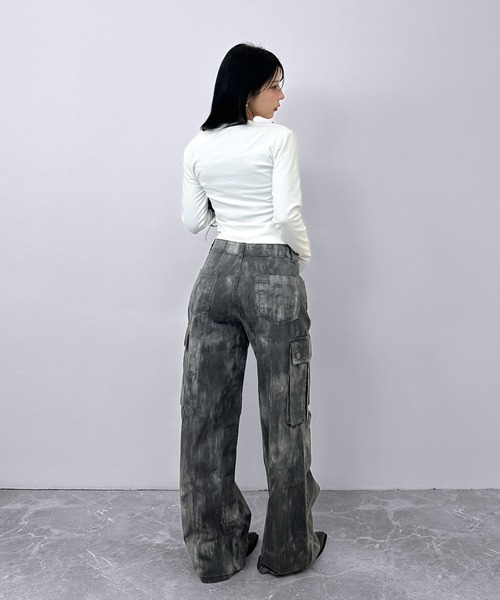 FOLLOWIN(フォロウィン)の「グラデーションフェード カーゴワイド(カーゴパンツ・レディース・グレー/ブラック・SMALL/LARGE/MEDIUM)」の10枚目の写真
