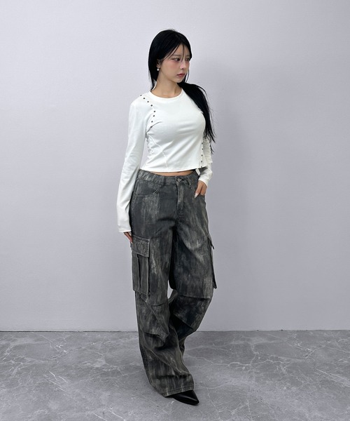 FOLLOWIN(フォロウィン)の「グラデーションフェード カーゴワイド(カーゴパンツ・レディース・グレー/ブラック・SMALL/LARGE/MEDIUM)」の11枚目の写真