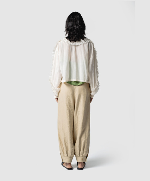 muller of yoshiokubo（ミュラーオブヨシオクボ）の「muller of yoshiokubo ミュラーオブヨシオクボ / RUFFLE CHIFFON BLOUSE ラッフルシフォンブラウス / MLS26202（シャツ/ブラウス・レディース・ブラック/アイボリー/ブルー・FREE）」の6枚目の写真