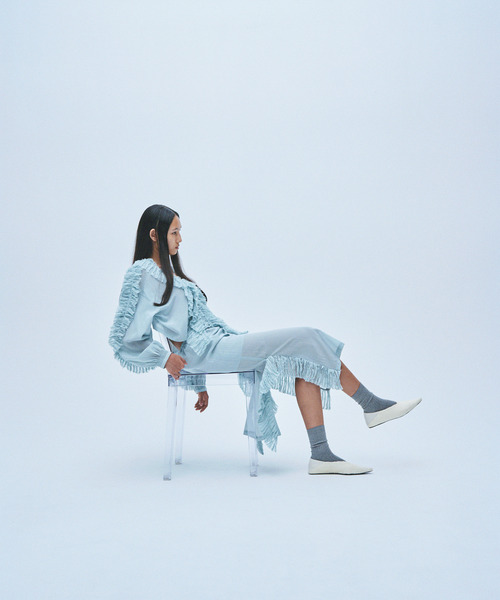 muller of yoshiokubo（ミュラーオブヨシオクボ）の「muller of yoshiokubo ミュラーオブヨシオクボ / RUFFLE CHIFFON BLOUSE ラッフルシフォンブラウス / MLS26202（シャツ/ブラウス・レディース・ブラック/アイボリー/ブルー・FREE）」の16枚目の写真