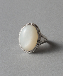 Lilas（リラ）の「【SAMH by LILAS】ホワイトムーンストーンリング SV（リング）」