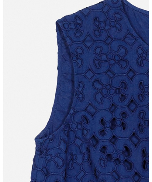 marimekko（マリメッコ）の「【一部店舗・オンラインストア限定】Innoitus Keidas / Marimini dress（ワンピース・レディース・ホワイト/ネイビー・34/36）」の12枚目の写真