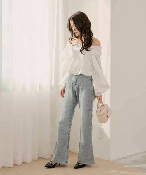 Chico（チコ）の「オフショルリボンバルーンブラウス（シャツ/ブラウス・レディース・アイボリー/ピンク/ホワイト系その他2/ブルー・FREE）」の8枚目の写真