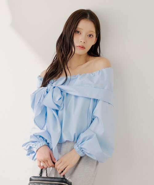 Chico（チコ）の「オフショルリボンバルーンブラウス（シャツ/ブラウス・レディース・アイボリー/ピンク/ホワイト系その他2/ブルー・FREE）」の12枚目の写真