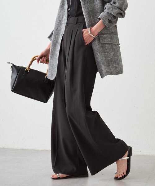 LOUNGEDRESS(ラウンジドレス)の「NEW2タックワイドパンツ(その他パンツ・レディース・ブラック/アイボリー/ピンク/ベージュ・MEDIUM/SMALL)」の11枚目の写真