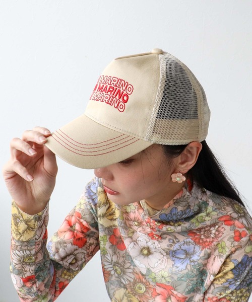 Three Four Time(スリーフォータイム)の「メッシュ刺繍キャップ(キャップ・レディース・アイボリー/ブラウン/ブルー・FREE)」の1枚目の写真