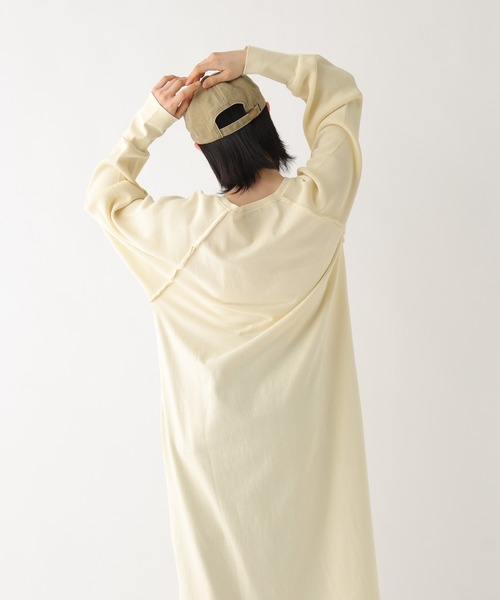 BAYFLOW（ベイフロー）の「[WEB限定]カットワンピース（ワンピース・レディース・チャコール/ベージュ/ブルー/オフホワイト・SMALL/MEDIUM）」の11枚目の写真