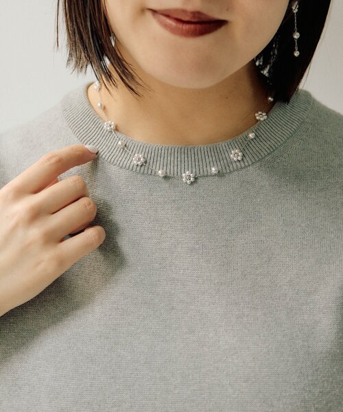 ear PAPILLONNER(イアパピヨネ)の「フラワーパールネックレス(ネックレス・レディース・シルバー・FREE)」の7枚目の写真