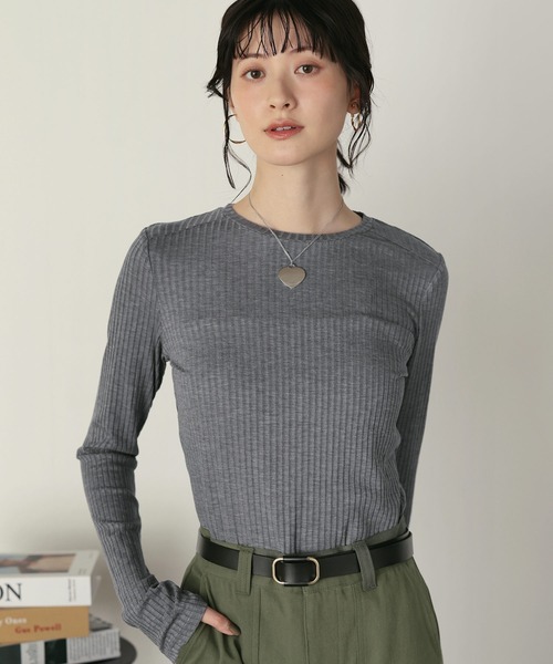 shetila(シェティラ)の「キレイ見え シアーリブラウンドヘムカットソー(Tシャツ/カットソー・レディース・ブラック/ホワイト/グレー・M)」の19枚目の写真